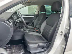 SKODA Octavia Combi 1.5 TSI Ambition DSG