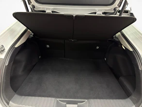https://vehicle.imgix.net/4521334/c9e857c2-9eea-40a9-a7d1-b4799e83e737.jpg