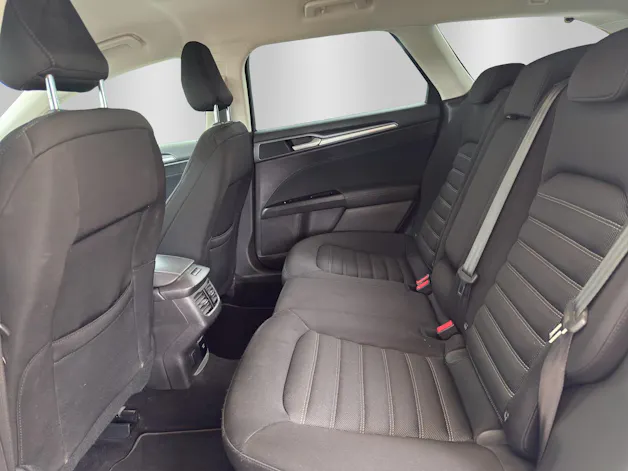 FORD Mondeo 2.0 TDCi Business Plus PowerShift