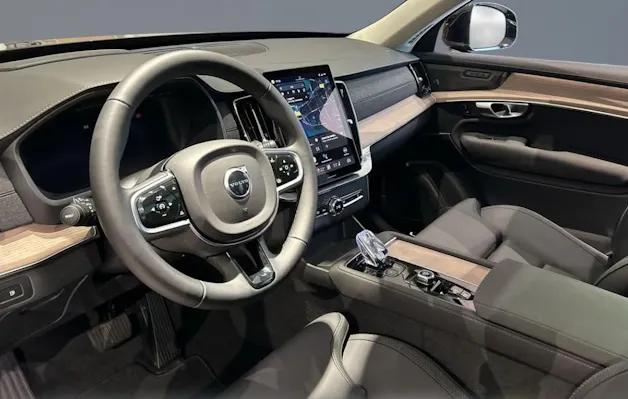 VOLVO XC90 T8 eAWD PluginHybrid Ultra Bright Geartronic - 7 Sitzer
