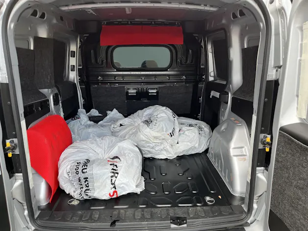 FIAT Doblo Cargo L1 1.6 JTD 105 Swiss