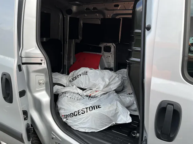 FIAT Doblo Cargo L1 1.6 JTD 105 Swiss