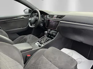 SKODA Superb Combi 2.0 TSI SportLine+ DSG 4x4