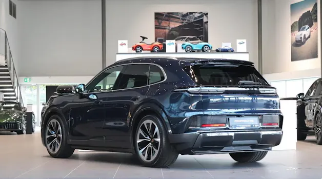 PORSCHE Cayenne Electric 113 kWh