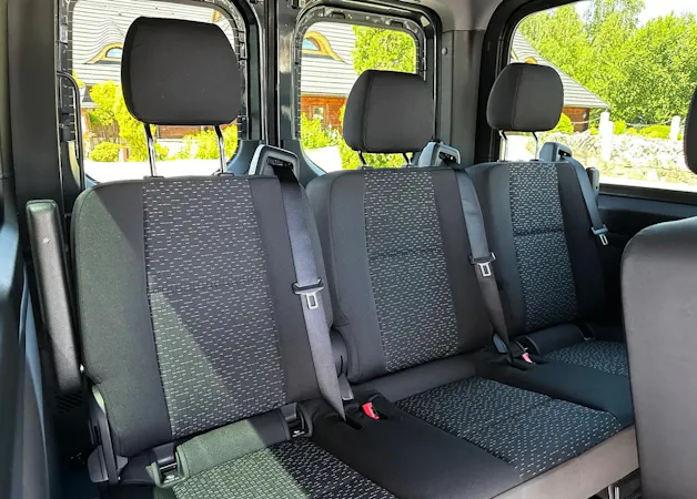 MERCEDES-BENZ Sprinter 319 CDI Standard 9G-TRONIC 4x4 9 Sitzer