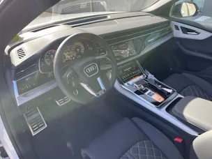 AUDI Q8 60 TFSI e quattro PHEV tiptronic