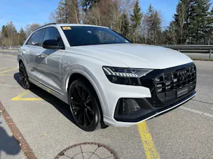 AUDI Q8 60 TFSI e quattro PHEV tiptronic