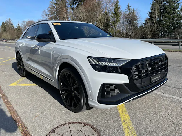 AUDI Q8 60 TFSI e quattro PHEV tiptronic