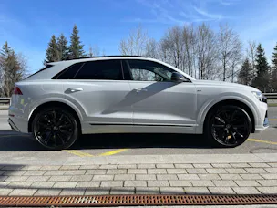 AUDI Q8 60 TFSI e quattro PHEV tiptronic