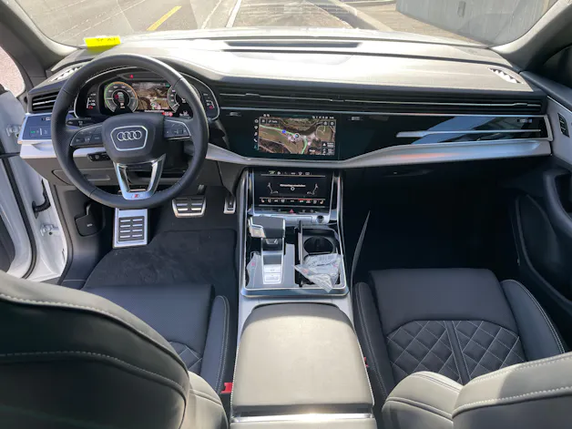 AUDI Q8 60 TFSI e quattro PHEV tiptronic
