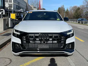 AUDI Q8 60 TFSI e quattro PHEV tiptronic