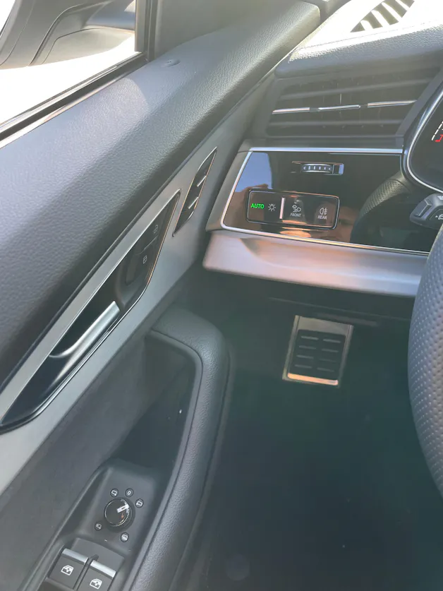 AUDI Q8 60 TFSI e quattro PHEV tiptronic