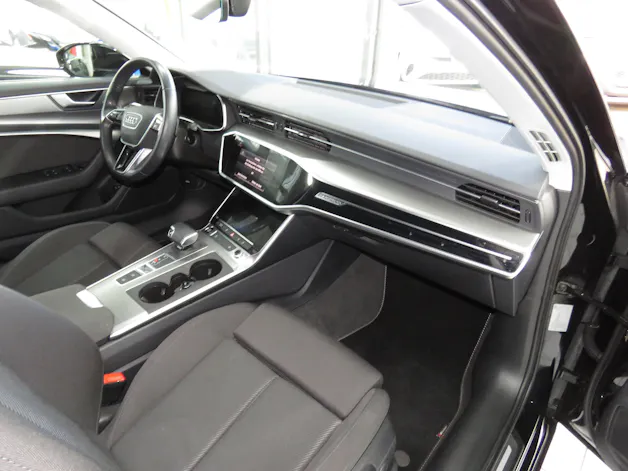 AUDI A6 Avant 40 TDI Sport Attraction Quattro S-tronic (Automat)
