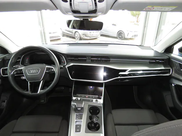 AUDI A6 Avant 40 TDI Sport Attraction Quattro S-tronic (Automat)