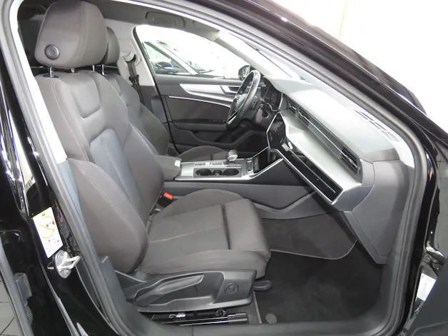 AUDI A6 Avant 40 TDI Sport Attraction Quattro S-tronic (Automat)