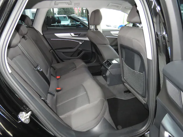 AUDI A6 Avant 40 TDI Sport Attraction Quattro S-tronic (Automat)