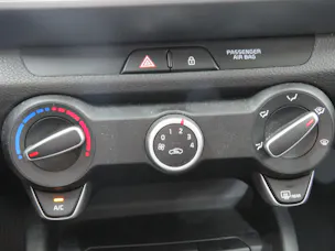 Kia Stonic 1.0 T-GDI Power DCT (Automat)