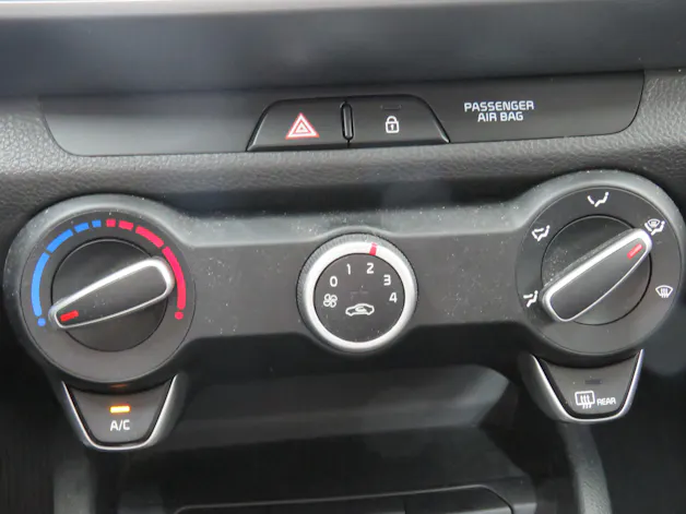Kia Stonic 1.0 T-GDI Power DCT (Automat)