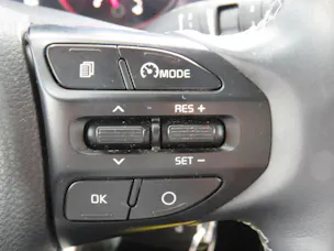 Kia Stonic 1.0 T-GDI Power DCT (Automat)
