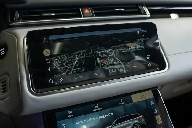 Land Rover Range Rover Velar R-Dynamic P 400 HSE Automatic