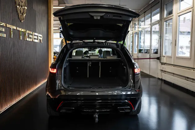 Land Rover Range Rover Velar R-Dynamic P 400 HSE Automatic