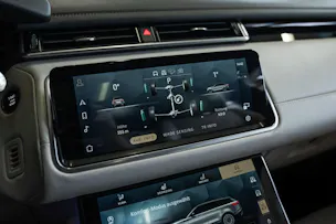 Land Rover Range Rover Velar R-Dynamic P 400 HSE Automatic