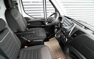 IVECO 35 S 18H A8 L4H2 Kasten