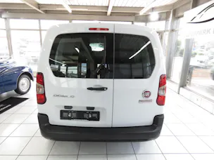 FIAT Doblo 1.2 PureTech L1 Pro 3-Plätzer (NL 581 kg)