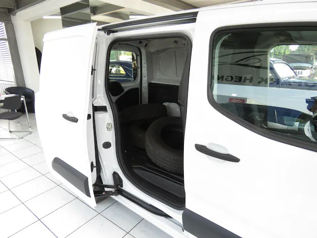 FIAT Doblo 1.2 PureTech L1 Pro 3-Plätzer (NL 581 kg)