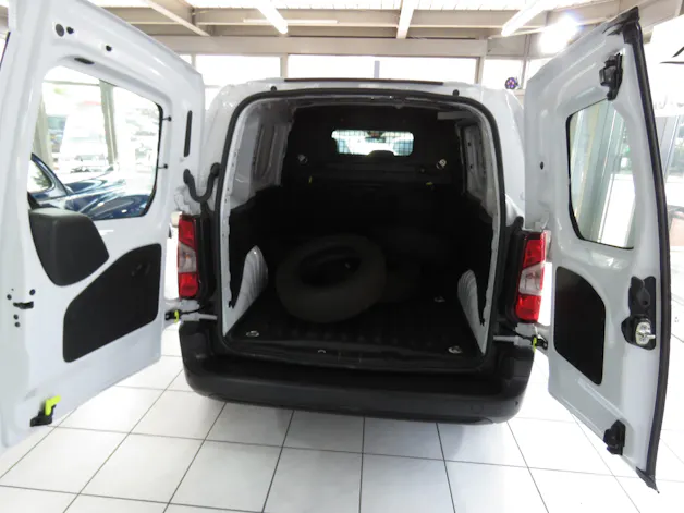 FIAT Doblo 1.2 PureTech L1 Pro 3-Plätzer (NL 581 kg)