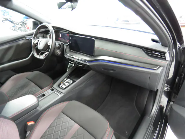 SKODA Octavia Combi 2.0 TSI DSG RS (Automat, Standheizung)