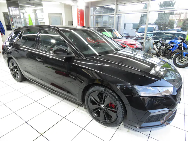SKODA Octavia Combi 2.0 TSI DSG RS (Automat, Standheizung)