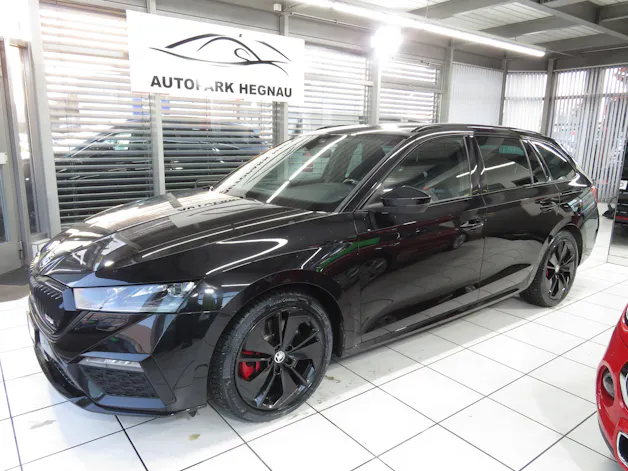 SKODA Octavia Combi 2.0 TSI DSG RS (Automat, Standheizung)
