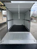 IVECO 35 S 18H A8 HIi-Matic 8-Gang Durchlader mit 2x Hebebühnen und Anhänger