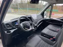 IVECO 35 S 18H A8 HIi-Matic 8-Gang Durchlader mit 2x Hebebühnen und Anhänger