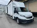 IVECO 35 S 18H A8 HIi-Matic 8-Gang Durchlader mit 2x Hebebühnen und Anhänger