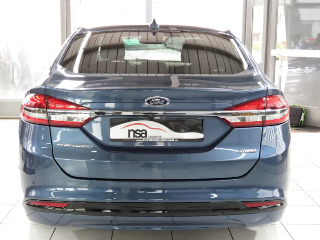 FORD Mondeo 2.0 HEV Titanium eCVT (Automat)