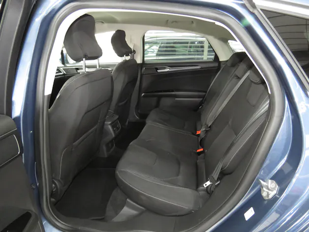 FORD Mondeo 2.0 HEV Titanium eCVT (Automat)