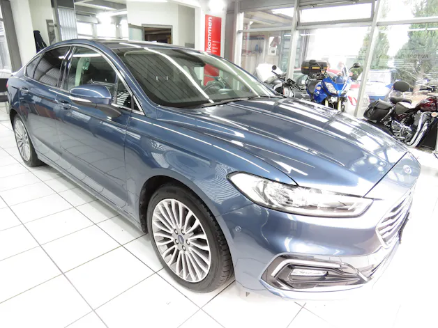 FORD Mondeo 2.0 HEV Titanium eCVT (Automat)