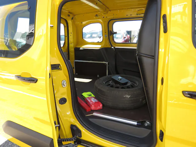 OPEL Combo Cargo 1.5 s/s 4x4 3-Plätzer, Nutzlast 640 kg