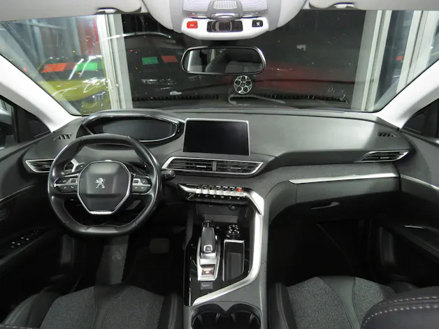 PEUGEOT 5008 1.6 BlueHDi Allure ETA (7-Plätzer, Automat)