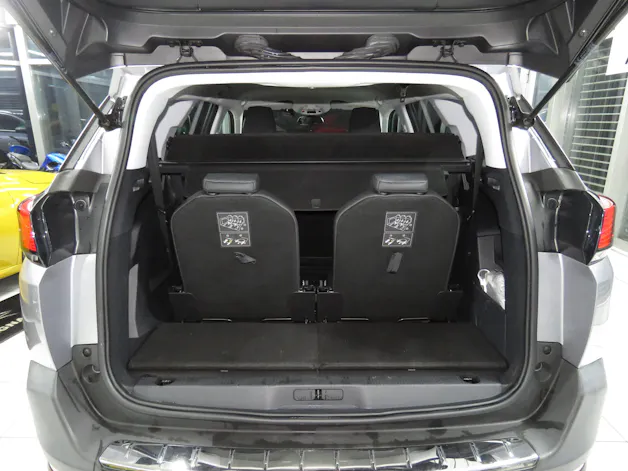 PEUGEOT 5008 1.6 BlueHDi Allure ETA (7-Plätzer, Automat)