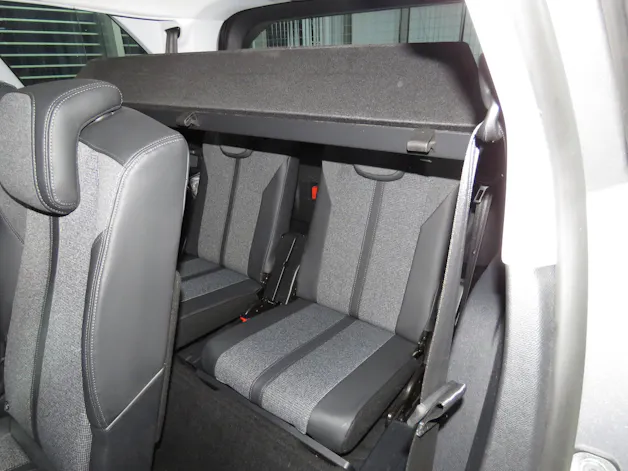 PEUGEOT 5008 1.6 BlueHDi Allure ETA (7-Plätzer, Automat)