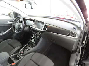 OPEL Grandland 1.2i TP Blitz Automat