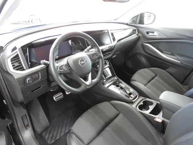 OPEL Grandland 1.2i TP Blitz Automat