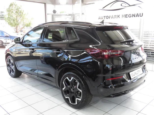 OPEL Grandland 1.2i TP Blitz Automat