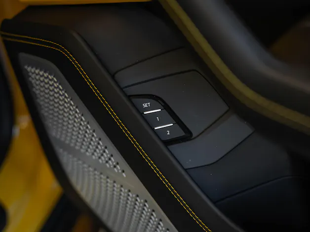 Lamborghini Urus E-Gear