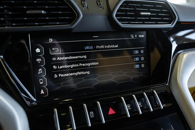 Lamborghini Urus E-Gear