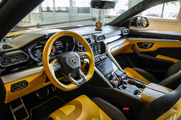 Lamborghini Urus E-Gear