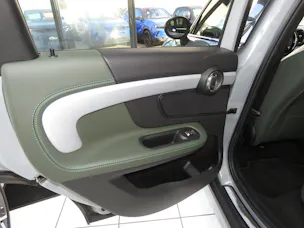 MINI Countryman Cooper S Untamed Edition ALL4 Steptronic (Automat)